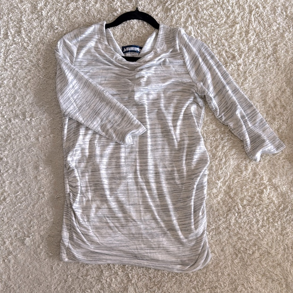 Ink love and peace maternity top